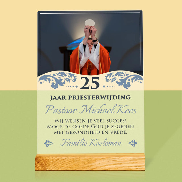 Foto En Handtekening: Priesterjubileum - Afdruk Op Acrylglas (Verticaal)