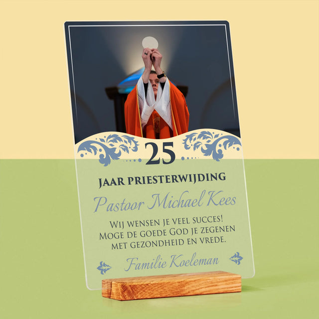 Foto En Handtekening: Priesterjubileum - Afdruk Op Acrylglas (Verticaal)