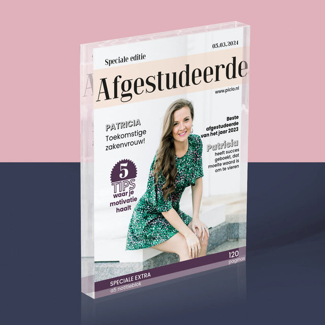 Omslag Van Tijdschrift: Afgestudeerde  - Acryl Blok