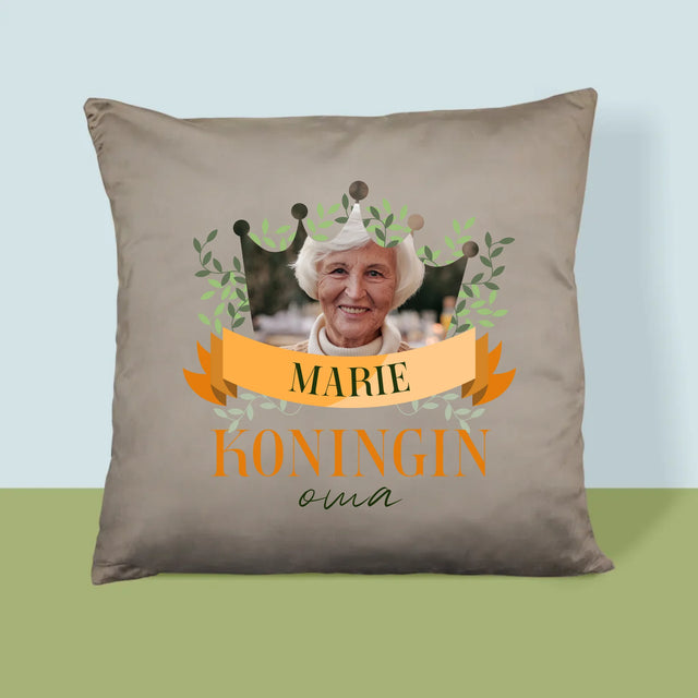 Foto En Handtekening: Koningin Oma - Kussen (Foto)