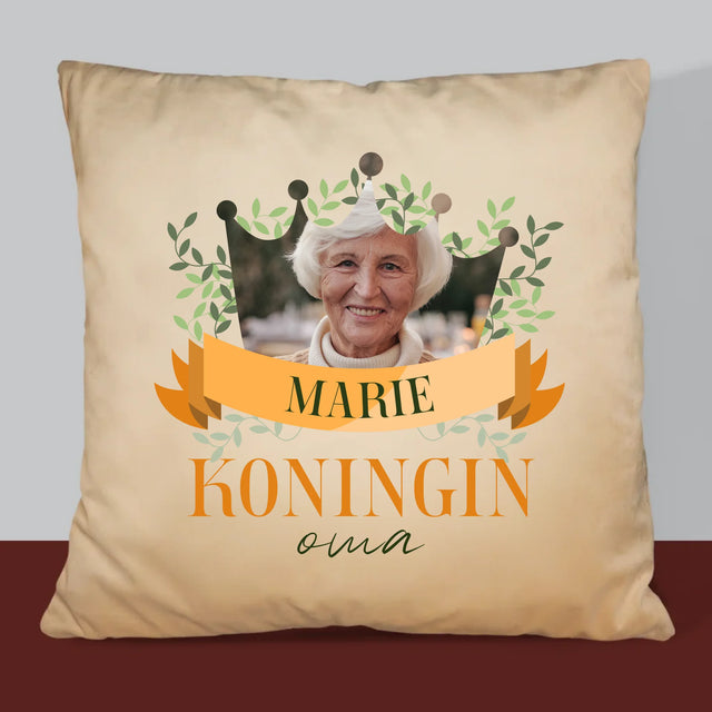 Foto En Handtekening: Koningin Oma - Kussen (Foto)