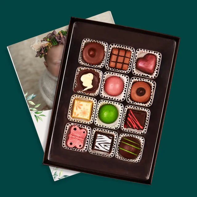 Foto En Handtekening: Bedankt Aan De Vroedvrouw - Pralines