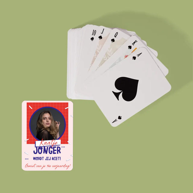 Foto En Handtekening: Jonger Wordt Jij Niet - Speelkaarten